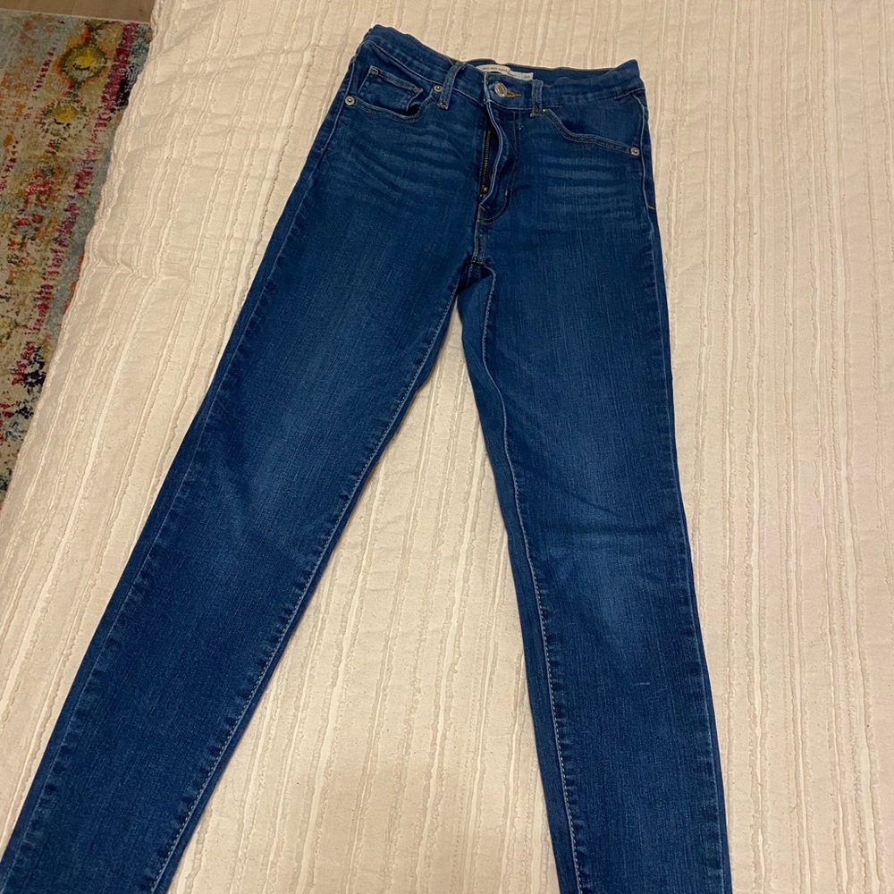 Levis Mile High Skinny.